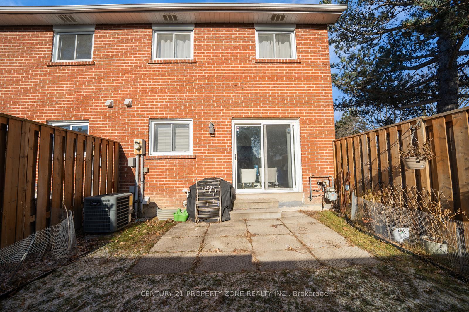 Photo 34 of Unit 352, 1 Niles Way, Markham, Aileen-Willowbrook — HOMEH