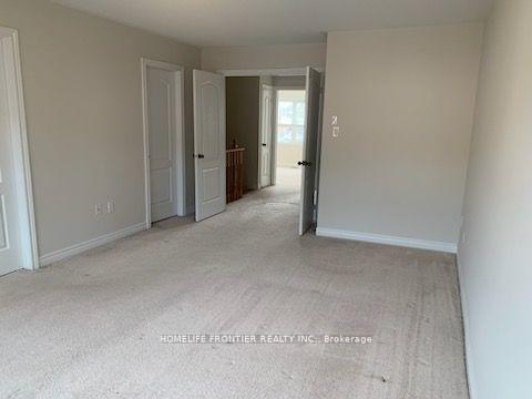 Photo 2 of 45 Lindvest Crescent, Vaughan, Patterson — HOMEH