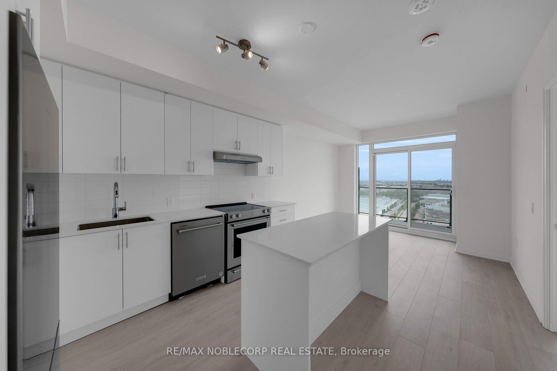 Photo 10 of Unit 2107, 8960 Jane Street, Vaughan, Vellore Village — HOMEH