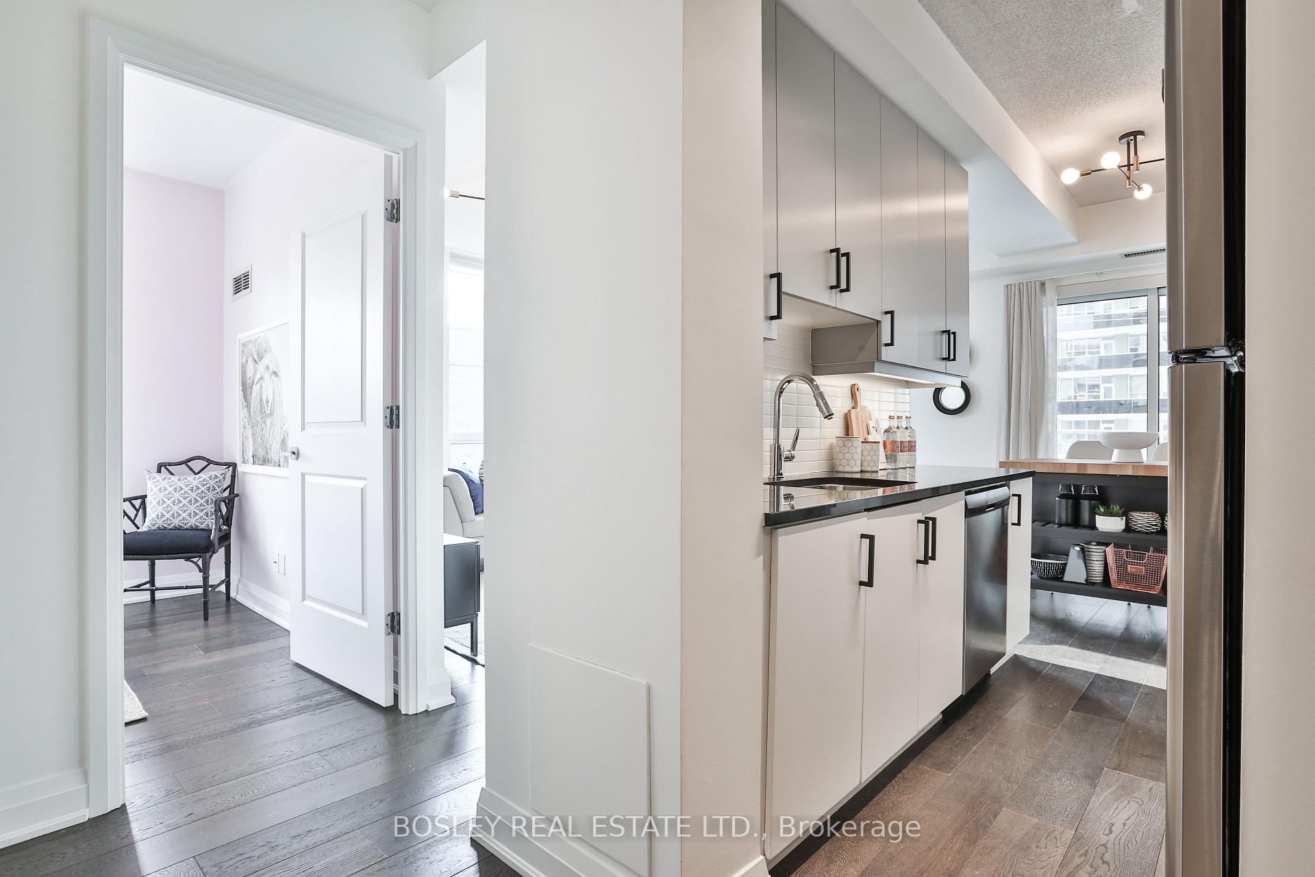 Photo 8 of Unit 207, 83 Redpath Avenue, Toronto, Mount Pleasant West — HOMEH