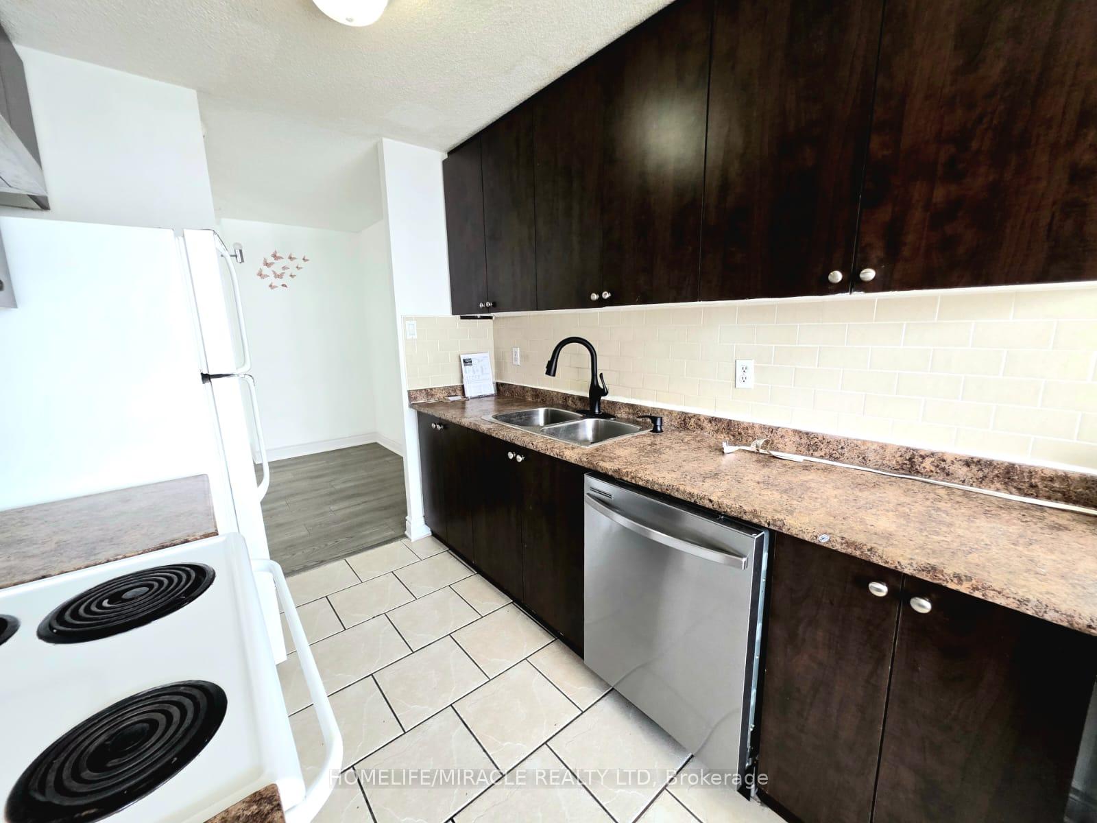 Photo 7 of Unit 1106, 4 King Cross Road, Brampton, Queen Street Corridor — HOMEH