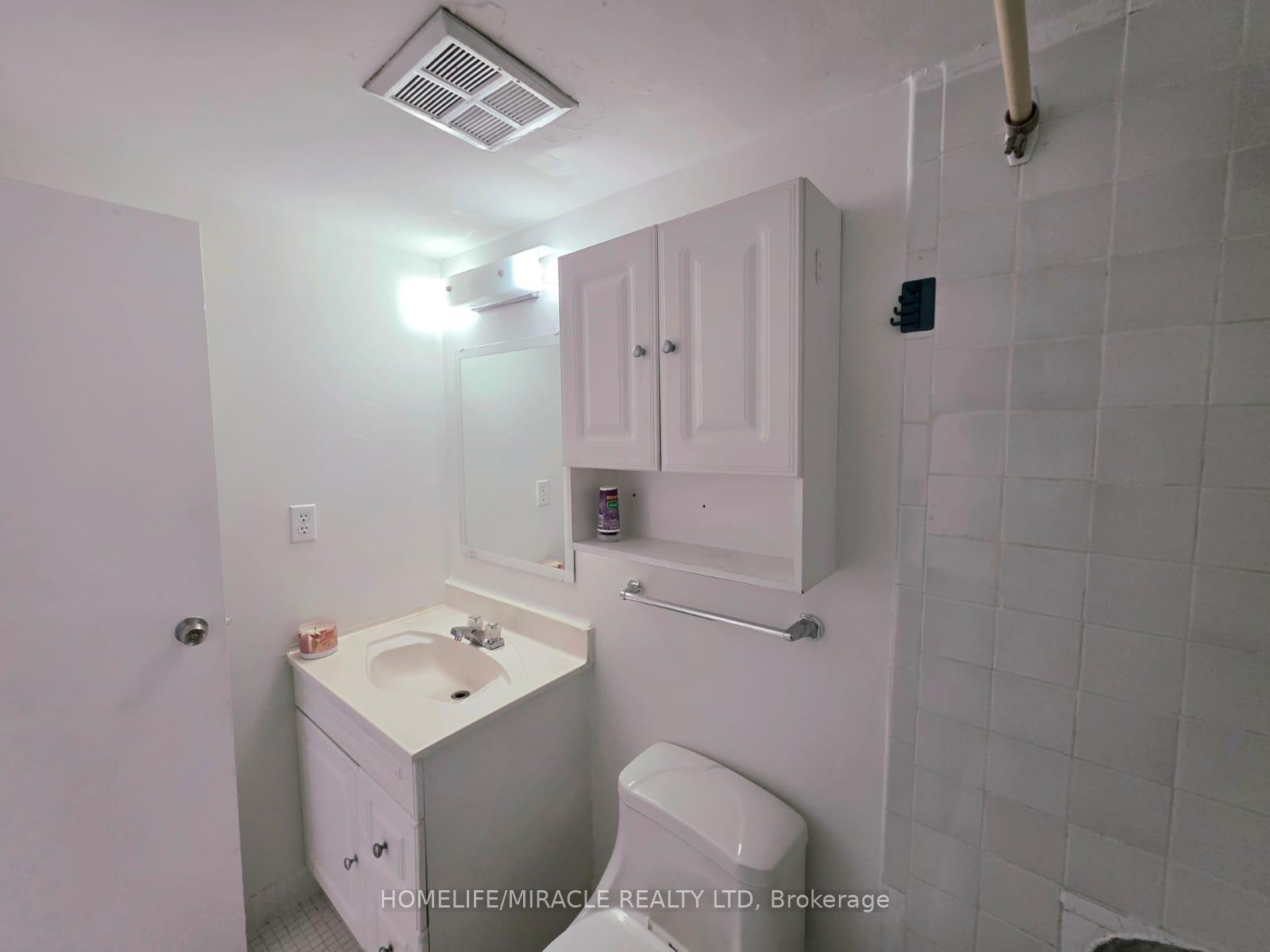 Photo 18 of Unit 1106, 4 King Cross Road, Brampton, Queen Street Corridor — HOMEH