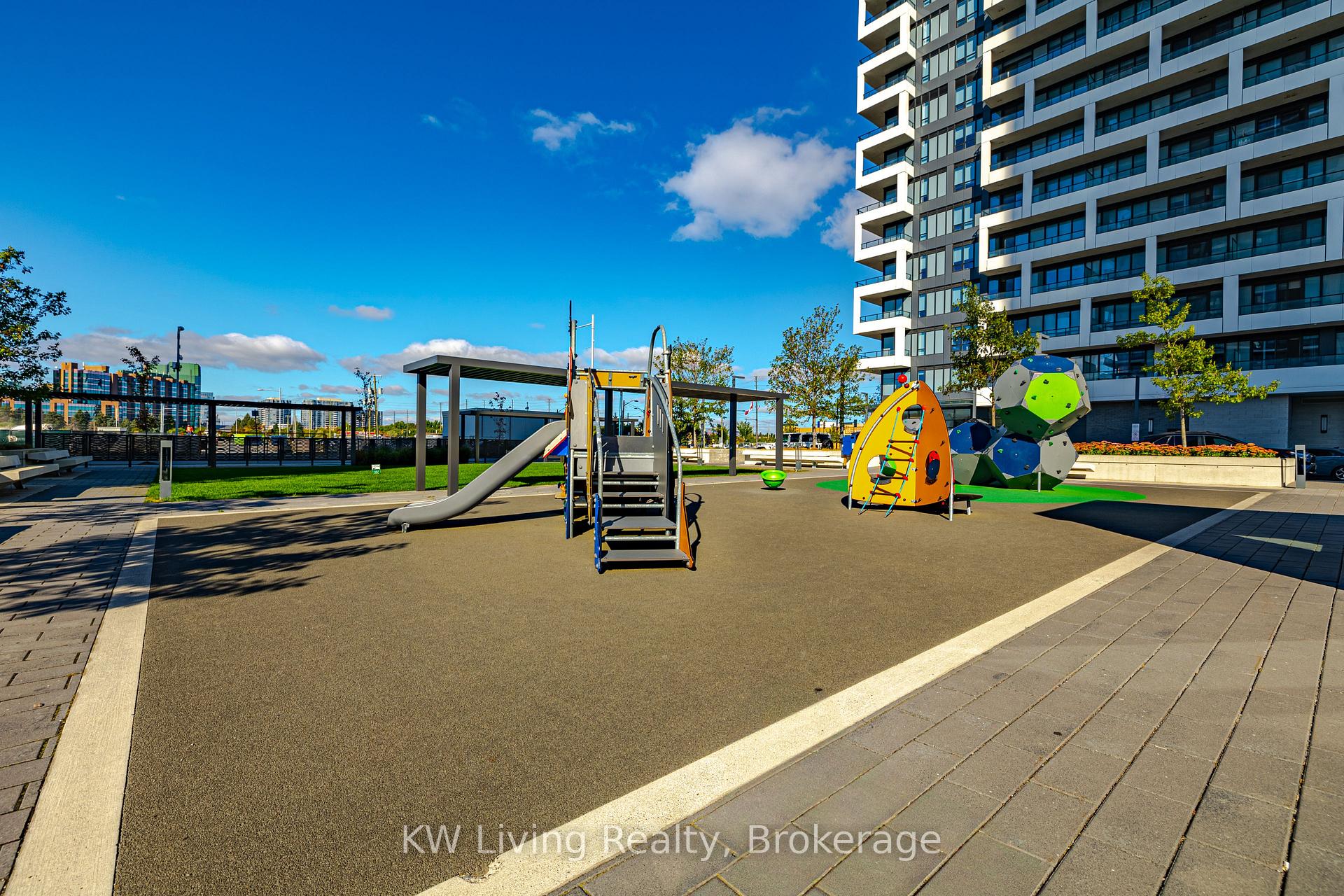 Photo 10 of Unit 2610, 8 Water Walk Drive, Markham, Unionville — HOMEH