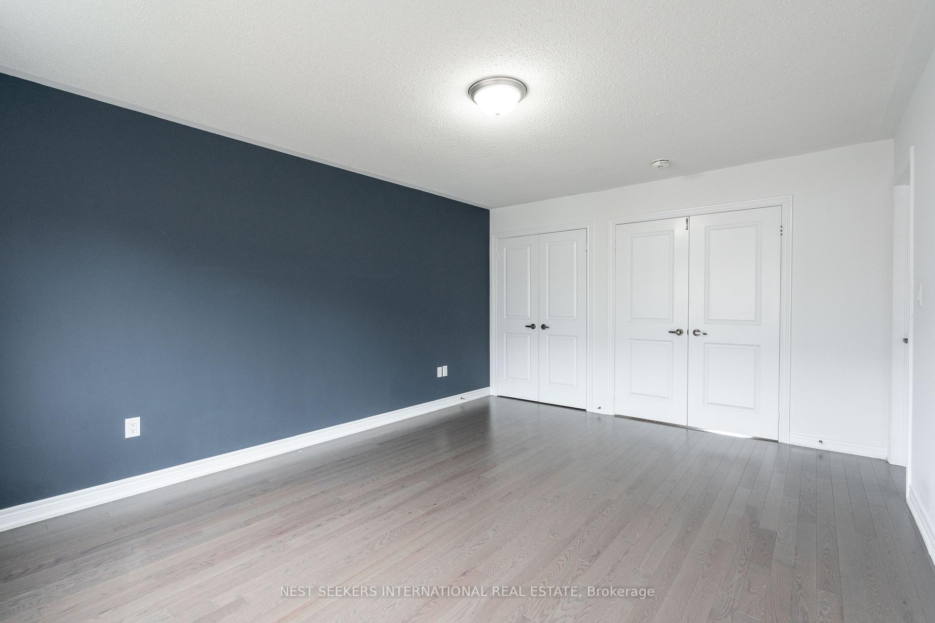 Photo 18 of 8 True Blue Crescent, Caledon, Bolton East — HOMEH