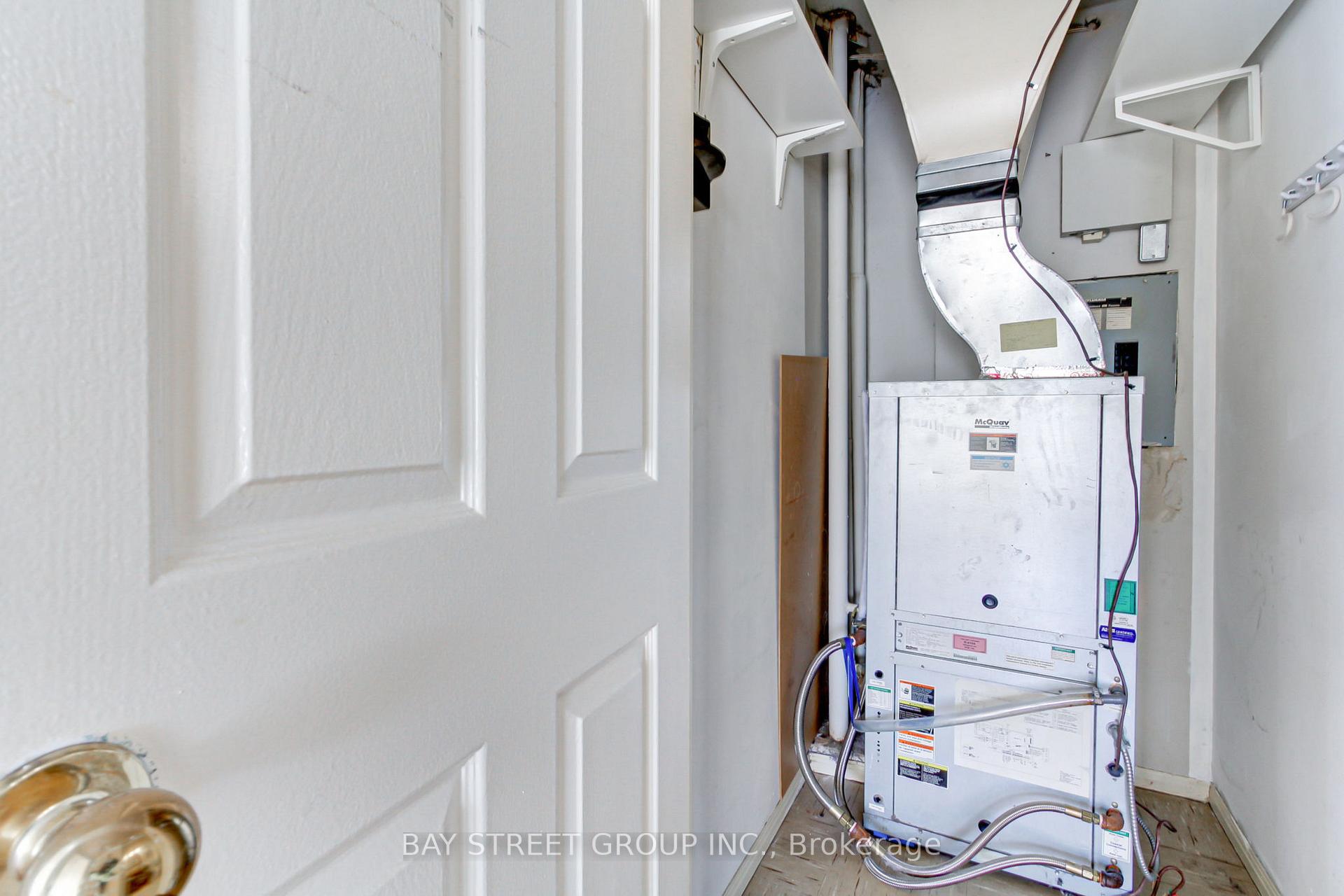 Photo 19 of Unit 913, 705 King Street W, Toronto, Niagara — HOMEH