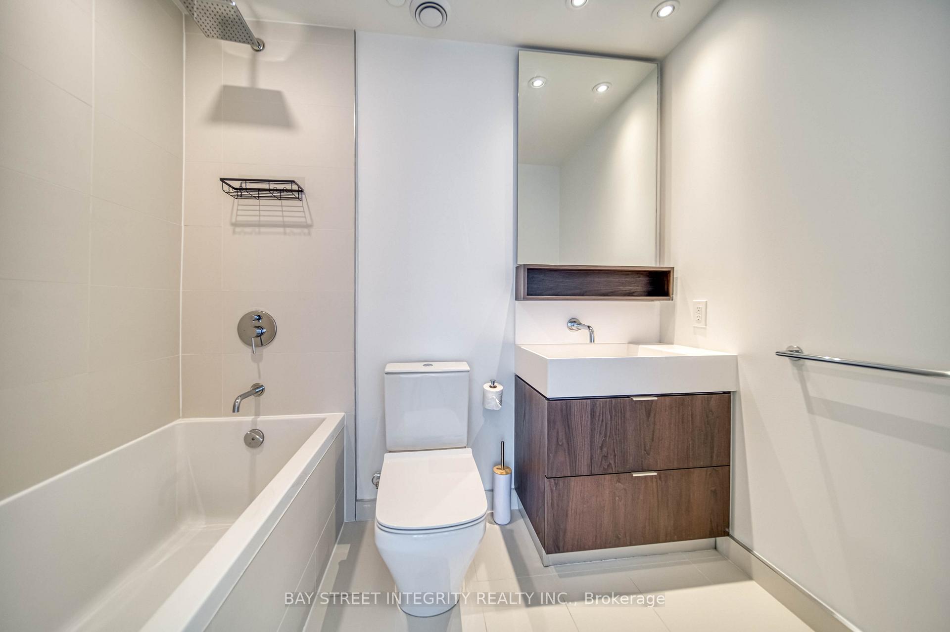 Photo 12 of Unit 1002, 5 Soudan Avenue, Toronto, Mount Pleasant West — HOMEH
