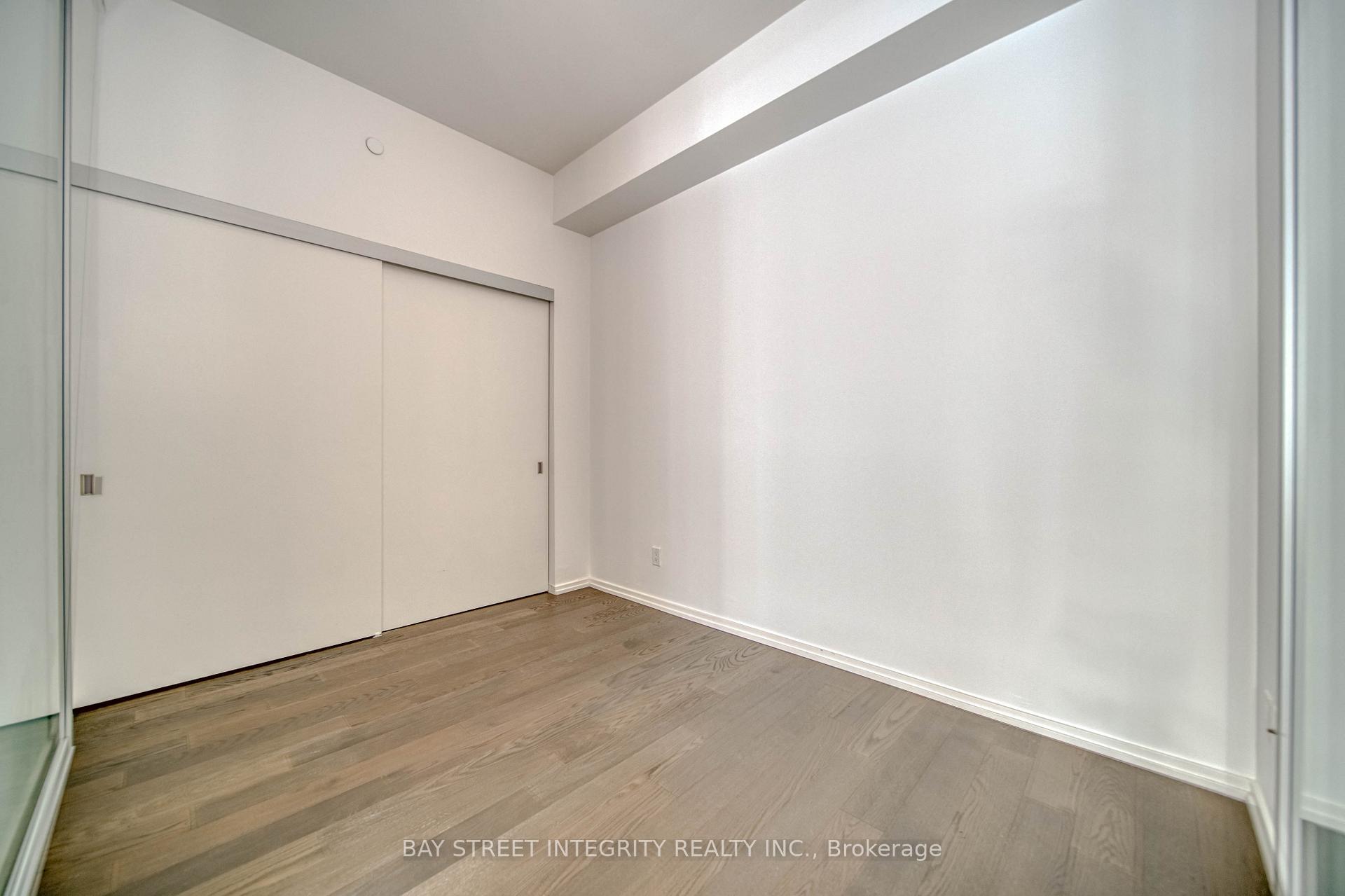 Photo 13 of Unit 1002, 5 Soudan Avenue, Toronto, Mount Pleasant West — HOMEH