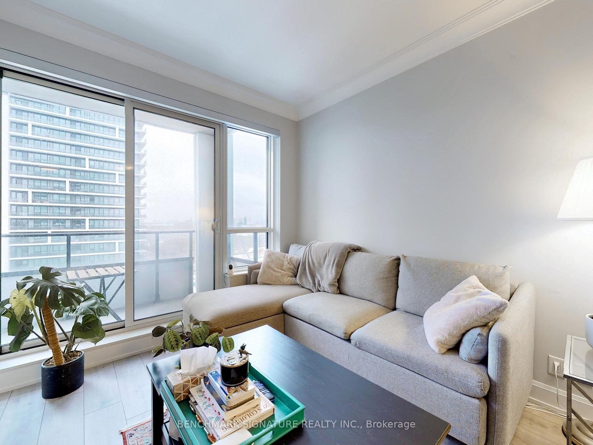 Photo 7 of Unit 1203, 38 Water Walk Drive, Markham, Unionville — HOMEH