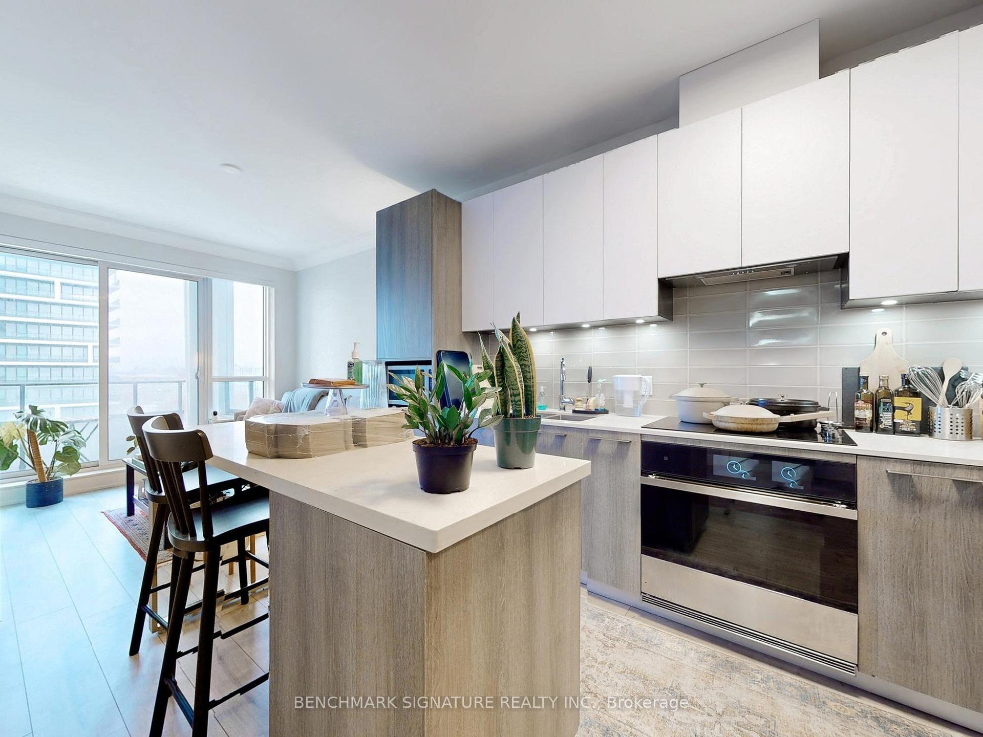 Photo 6 of Unit 1203, 38 Water Walk Drive, Markham, Unionville — HOMEH