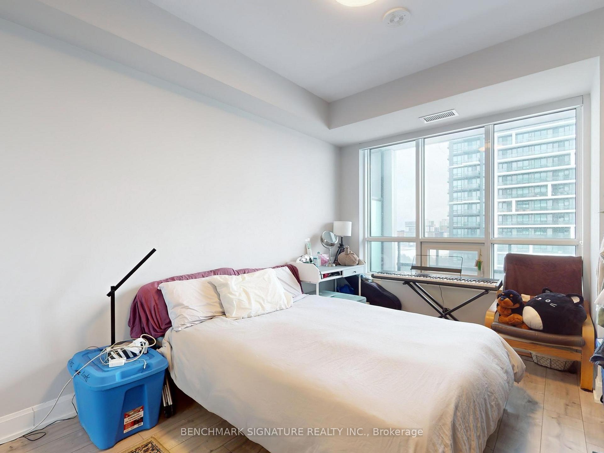 Photo 10 of Unit 1203, 38 Water Walk Drive, Markham, Unionville — HOMEH