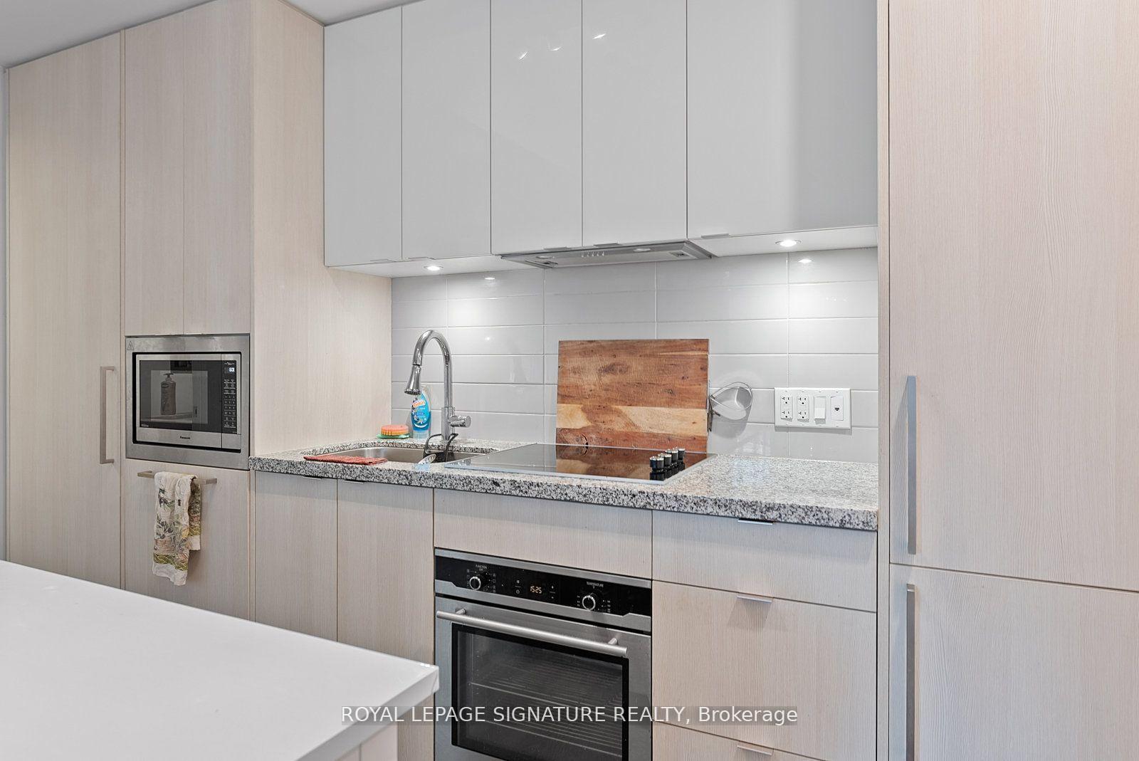 Photo 17 of Unit 320, 115 Blue Jays Way, Toronto, Waterfront Communities — HOMEH