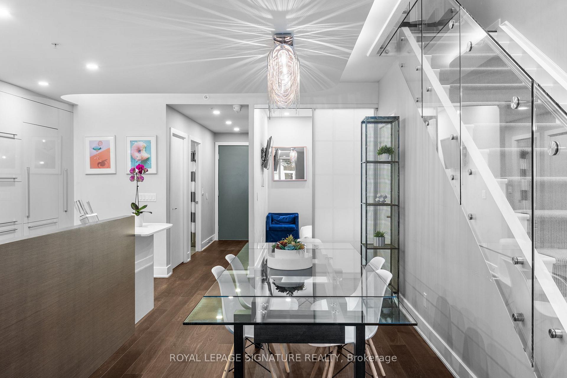Photo 3 of Unit TH20, 30 Nelson Street, Toronto, Waterfront Communities — HOMEH