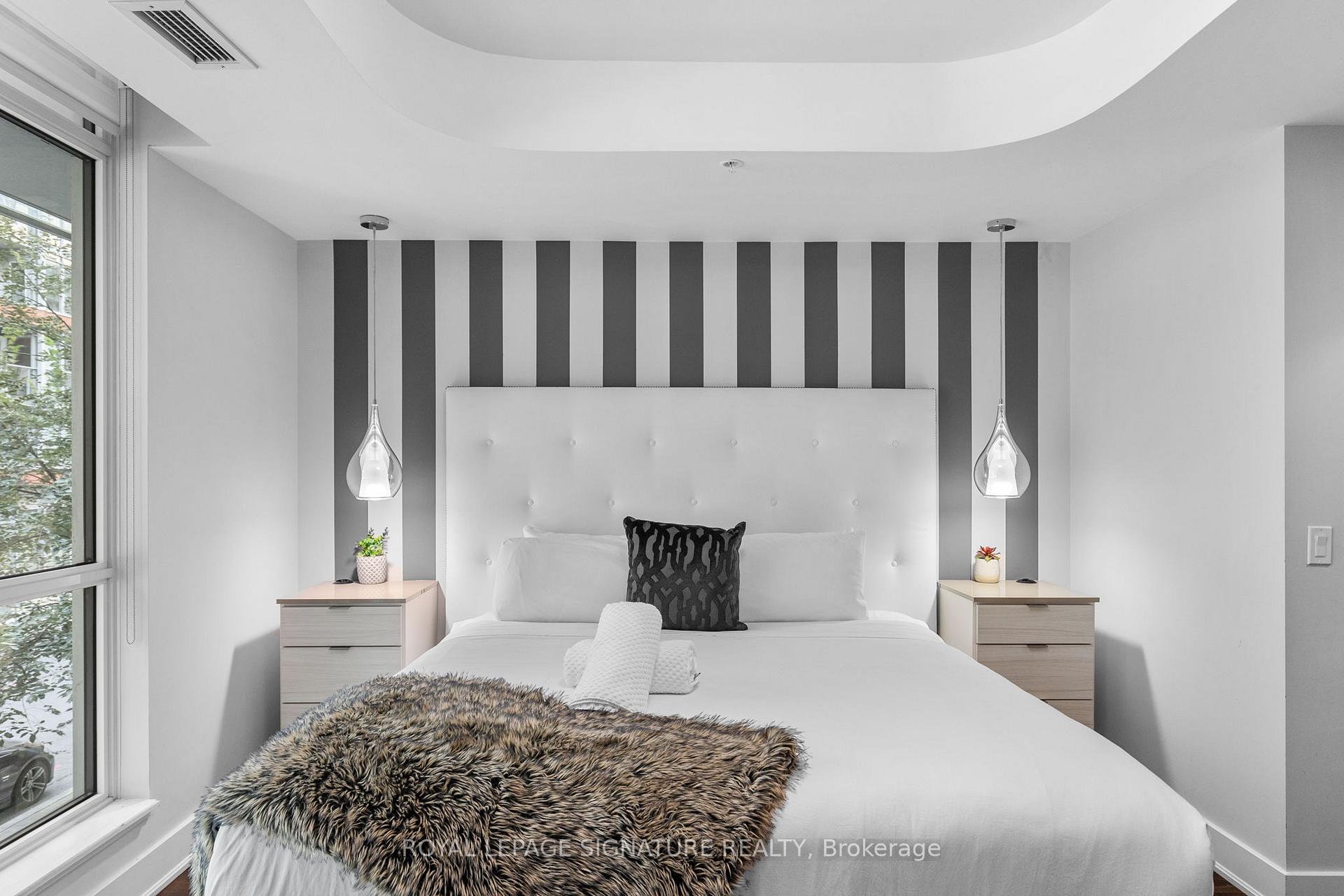 Photo 19 of Unit TH20, 30 Nelson Street, Toronto, Waterfront Communities — HOMEH