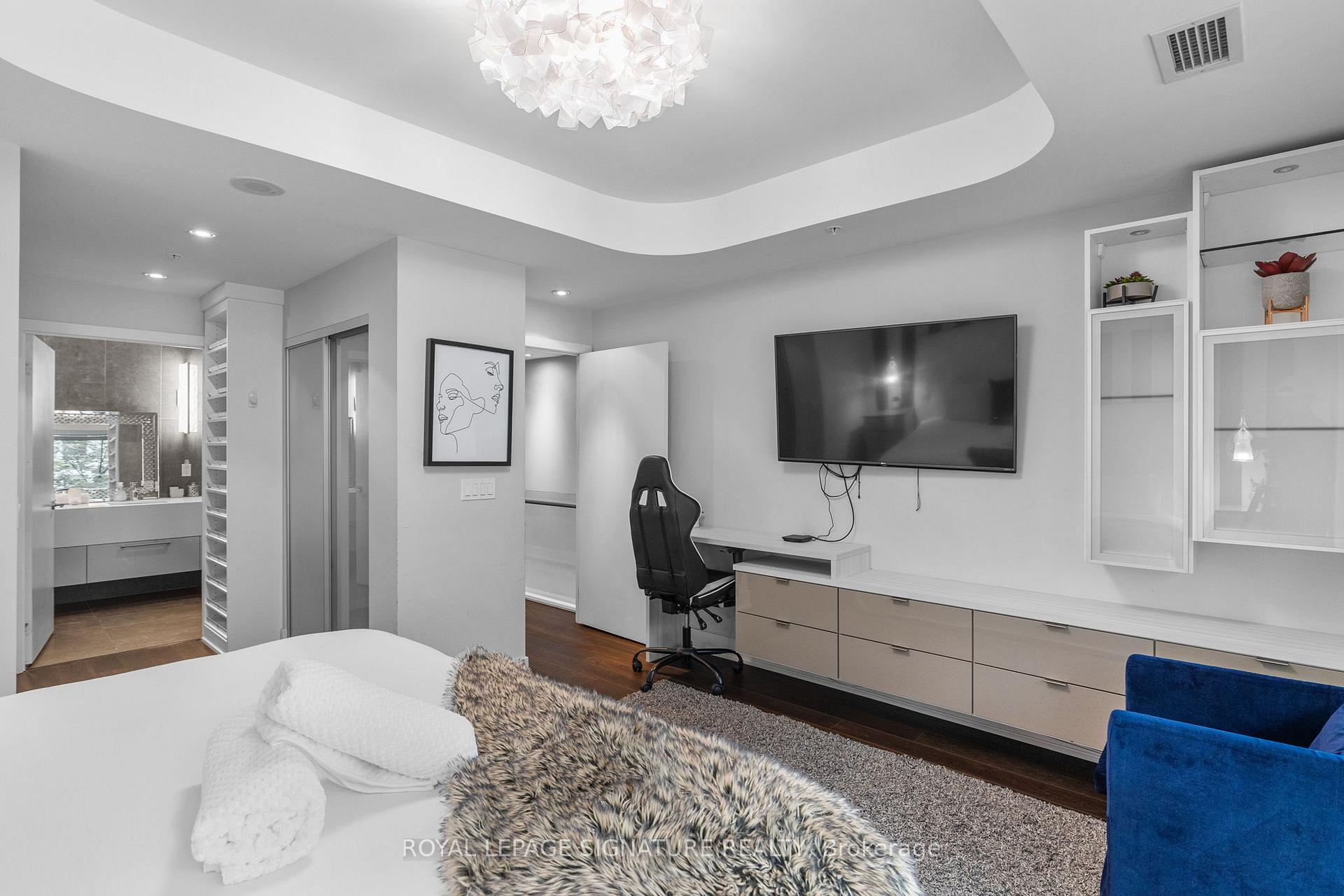 Photo 35 of Unit TH20, 30 Nelson Street, Toronto, Waterfront Communities — HOMEH
