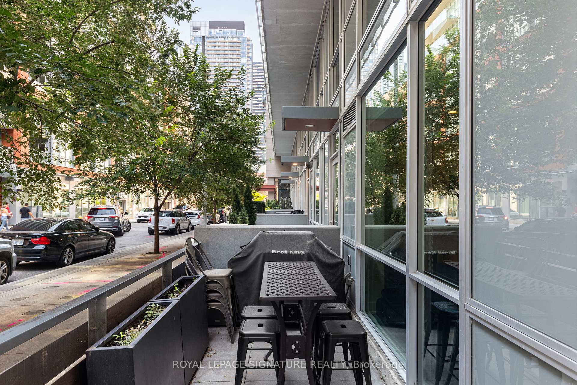 Photo 26 of Unit TH20, 30 Nelson Street, Toronto, Waterfront Communities — HOMEH