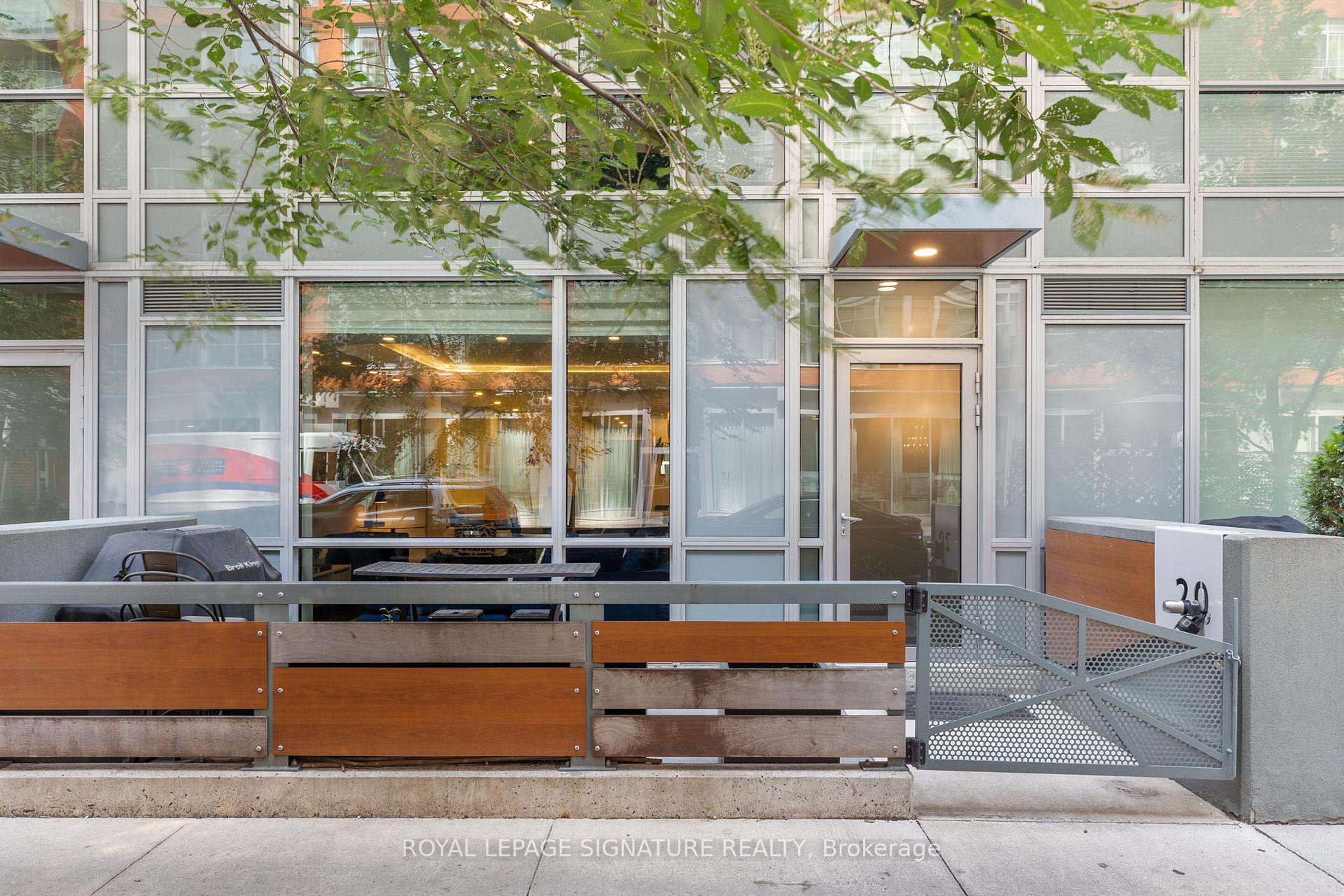 Photo 30 of Unit TH20, 30 Nelson Street, Toronto, Waterfront Communities — HOMEH