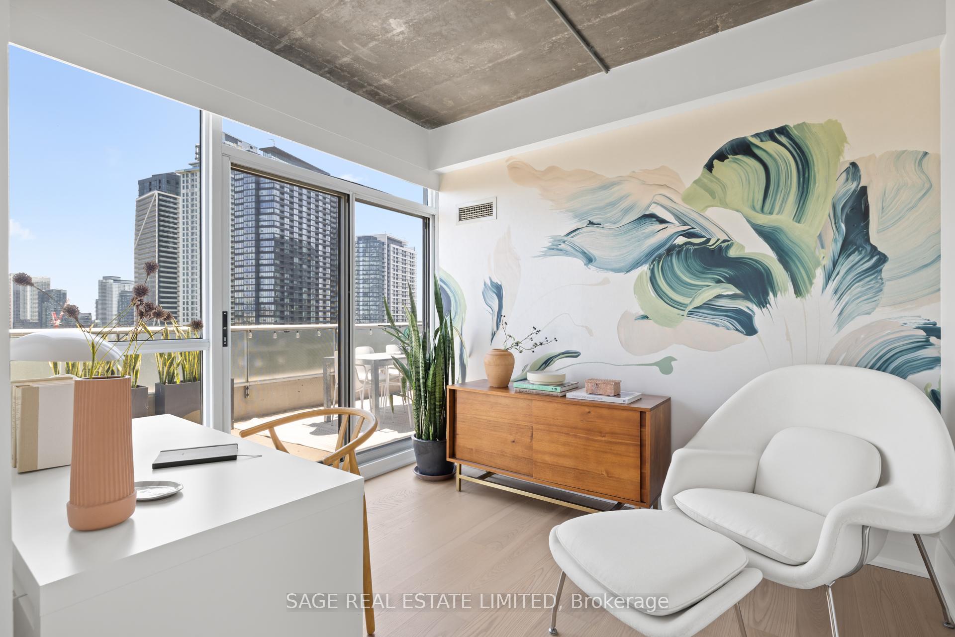 Photo 18 of Unit 912, 1 Shaw Street, Toronto, Niagara — HOMEH