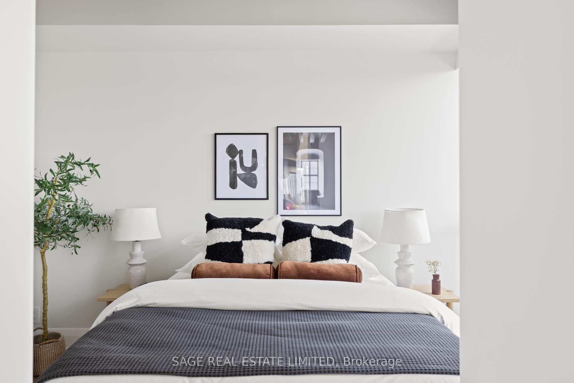 Photo 9 of Unit 912, 1 Shaw Street, Toronto, Niagara — HOMEH