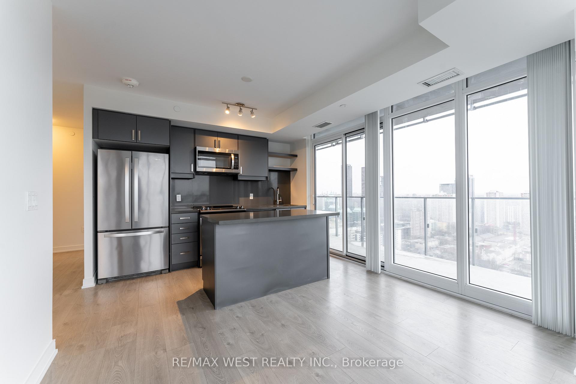 Photo 3 of Unit 3708, 50 Wellesley Street E, Toronto, Church-Yonge Corridor — HOMEH