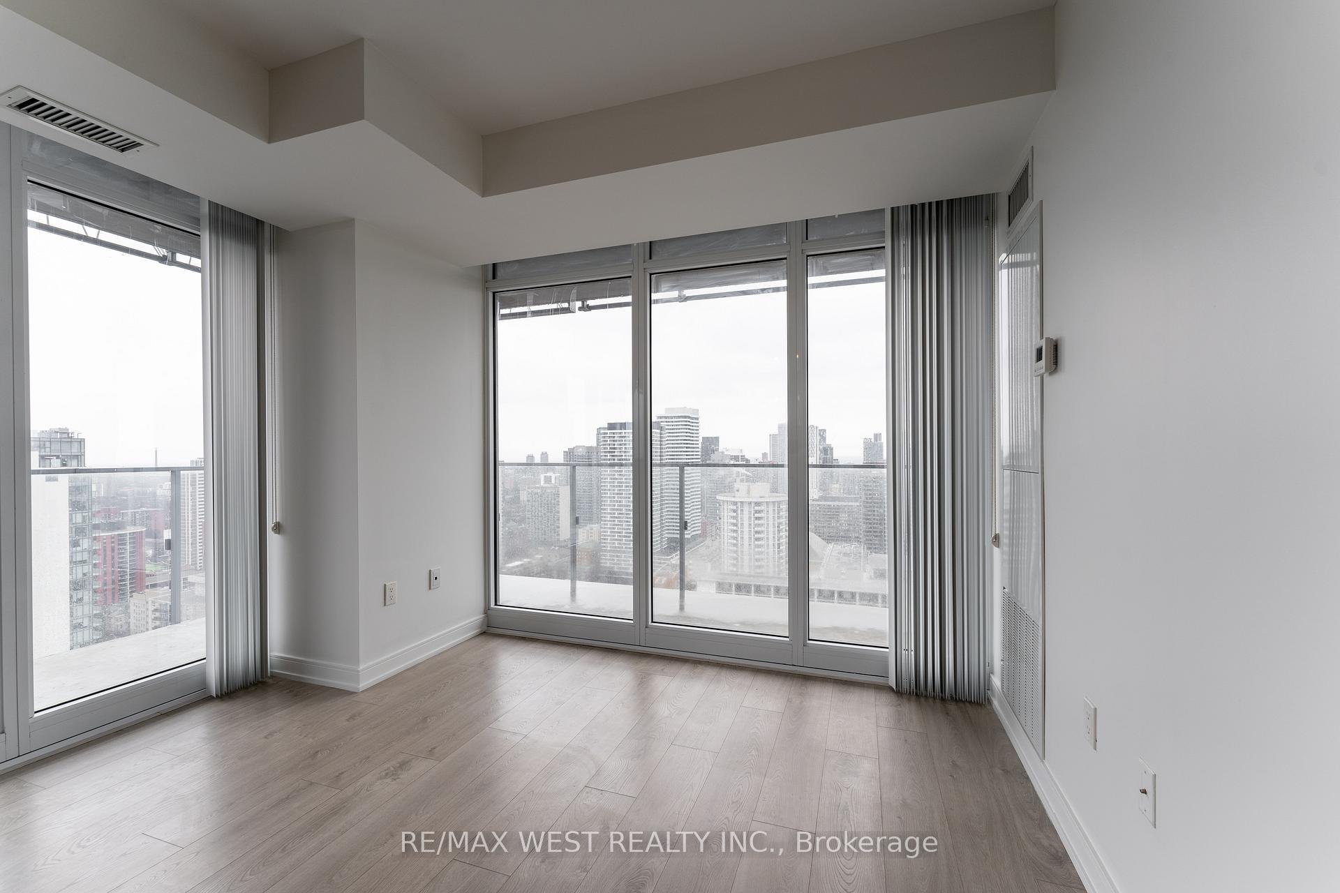 Photo 9 of Unit 3708, 50 Wellesley Street E, Toronto, Church-Yonge Corridor — HOMEH