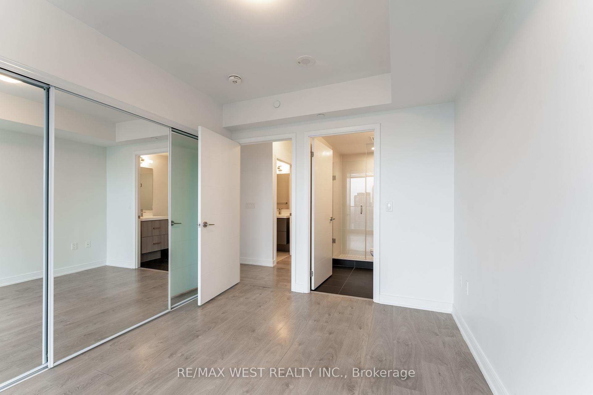 Photo 8 of Unit 3708, 50 Wellesley Street E, Toronto, Church-Yonge Corridor — HOMEH