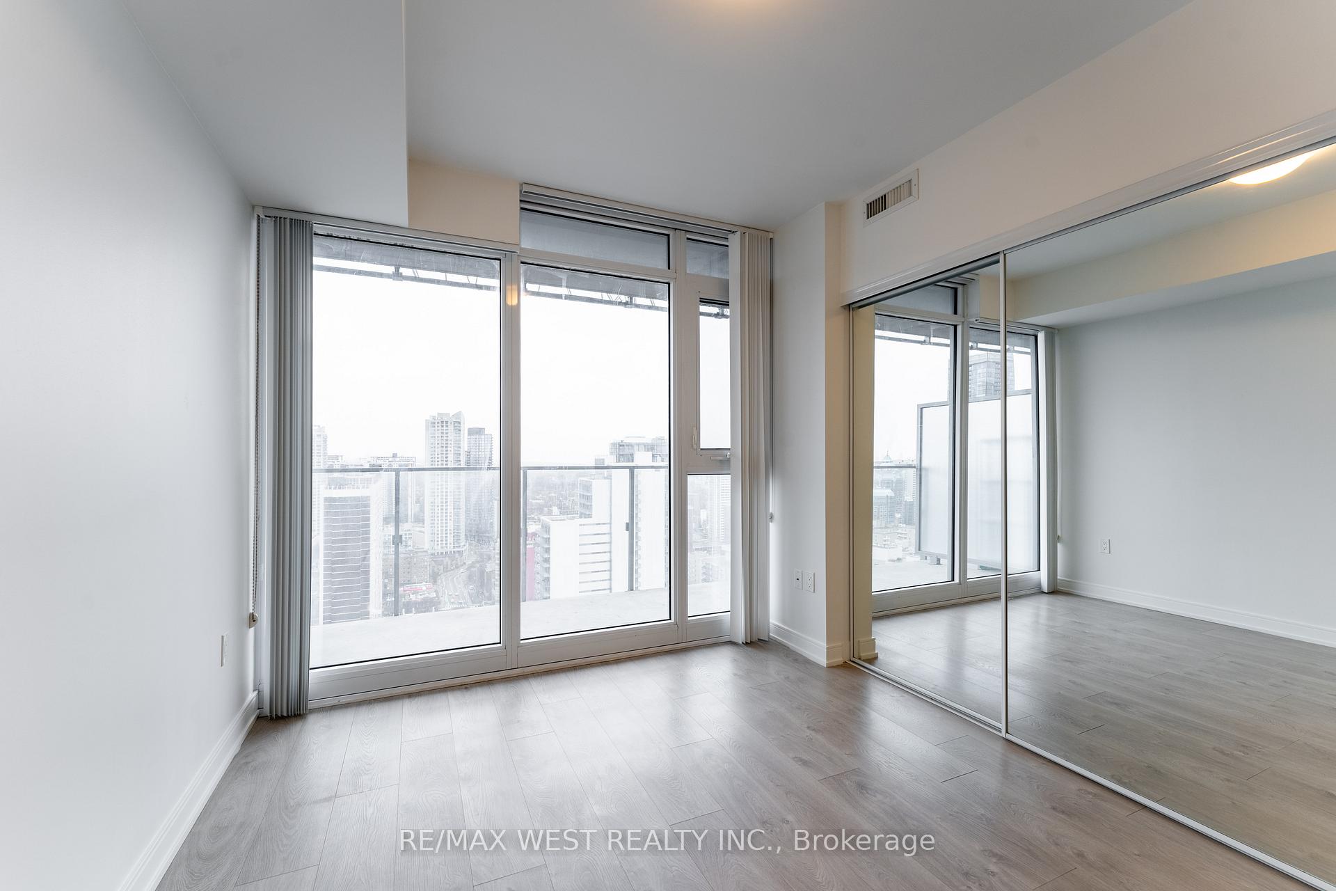 Photo 11 of Unit 3708, 50 Wellesley Street E, Toronto, Church-Yonge Corridor — HOMEH
