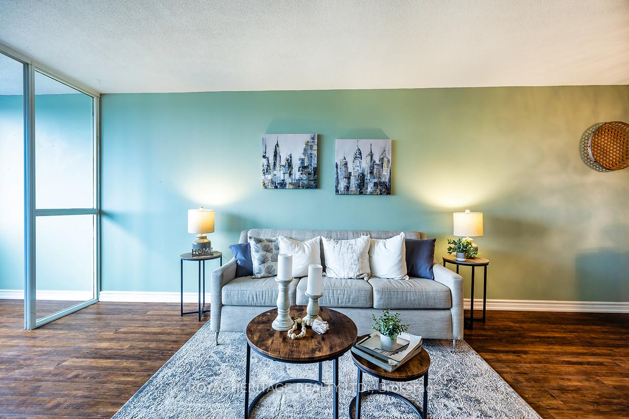 Photo 6 of Unit 606, 1665 Pickering Parkway, Pickering, Village East — HOMEH
