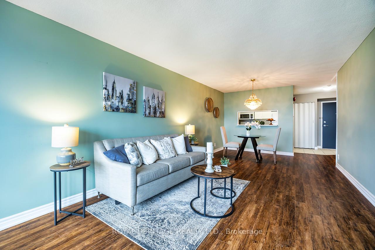 Photo 3 of Unit 606, 1665 Pickering Parkway, Pickering, Village East — HOMEH