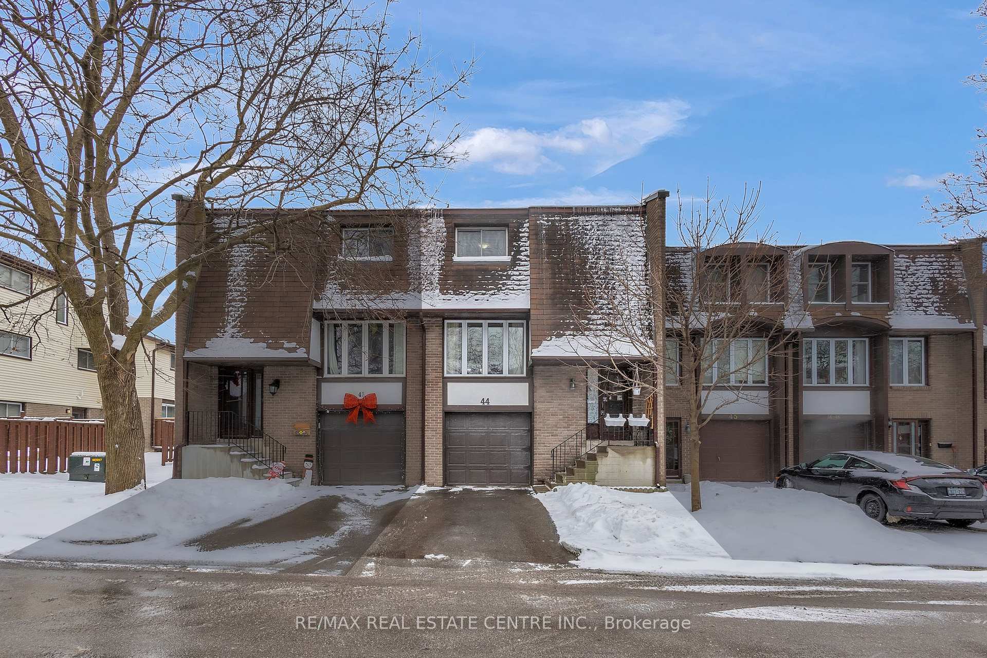 Photo 1 of Unit 44, 46 Cedarwoods Crescent, Kitchener, Vanier - Kitchener — HOMEH