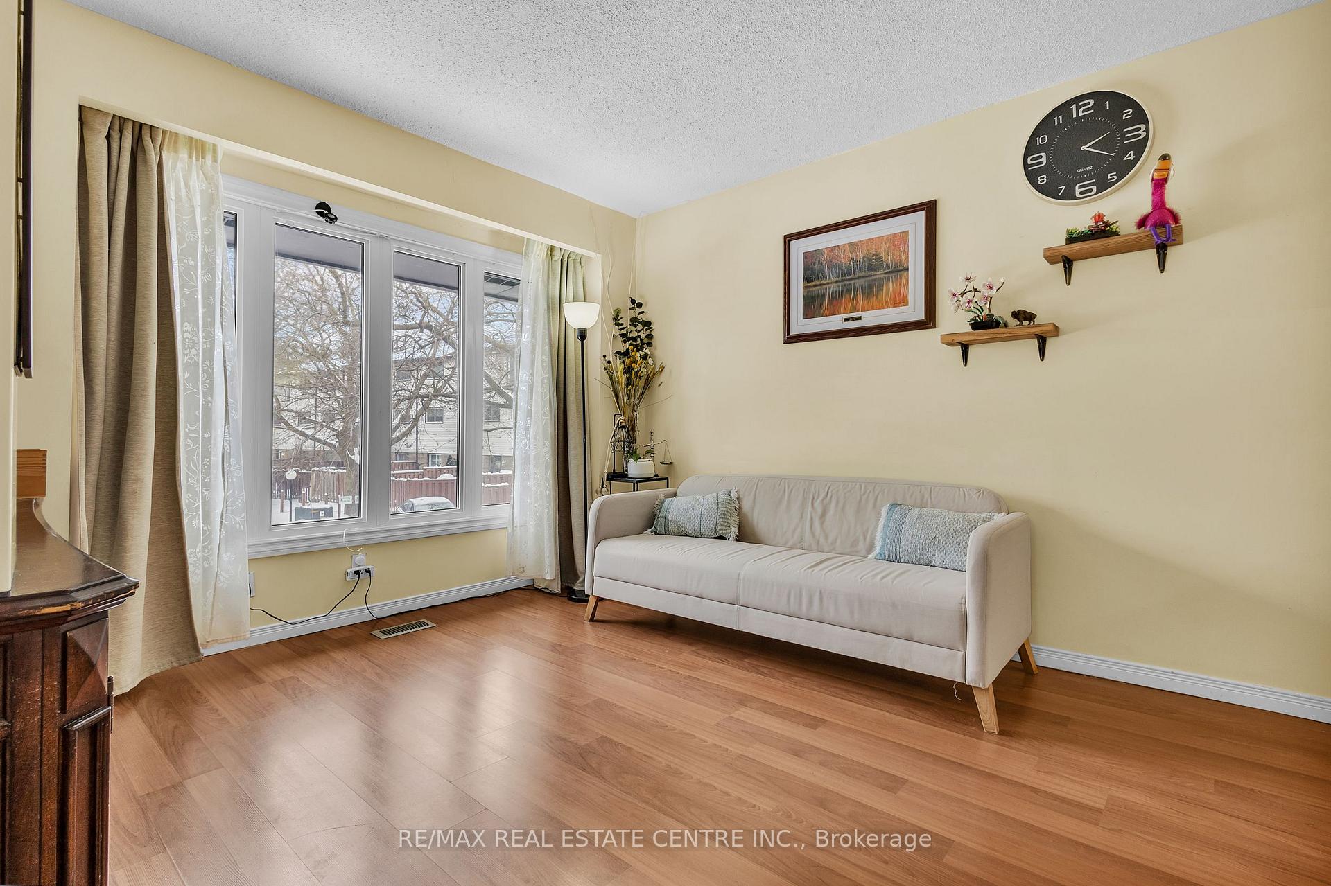 Photo 14 of Unit 44, 46 Cedarwoods Crescent, Kitchener, Vanier - Kitchener — HOMEH