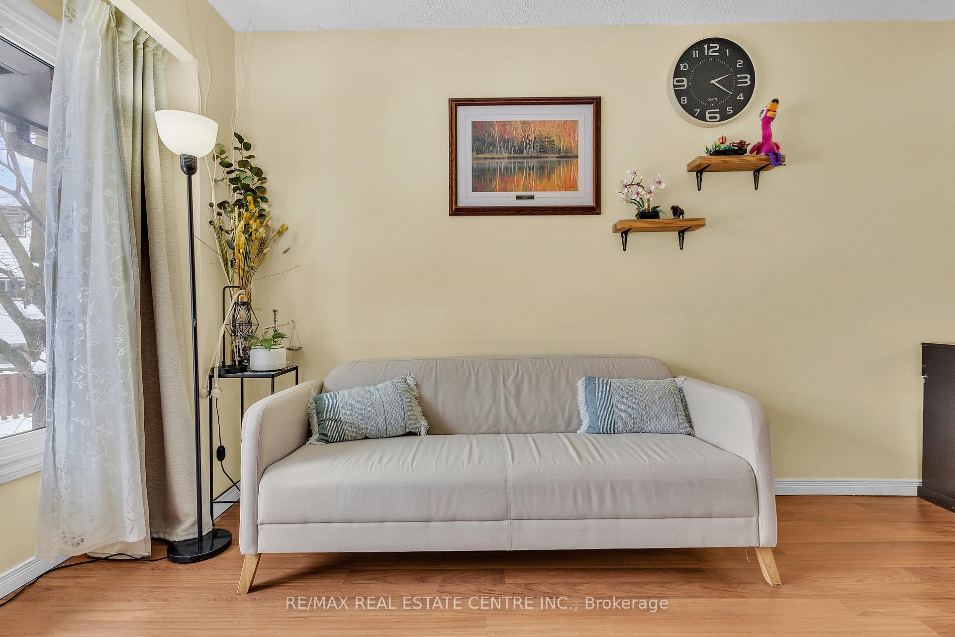 Photo 5 of Unit 44, 46 Cedarwoods Crescent, Kitchener, Vanier - Kitchener — HOMEH