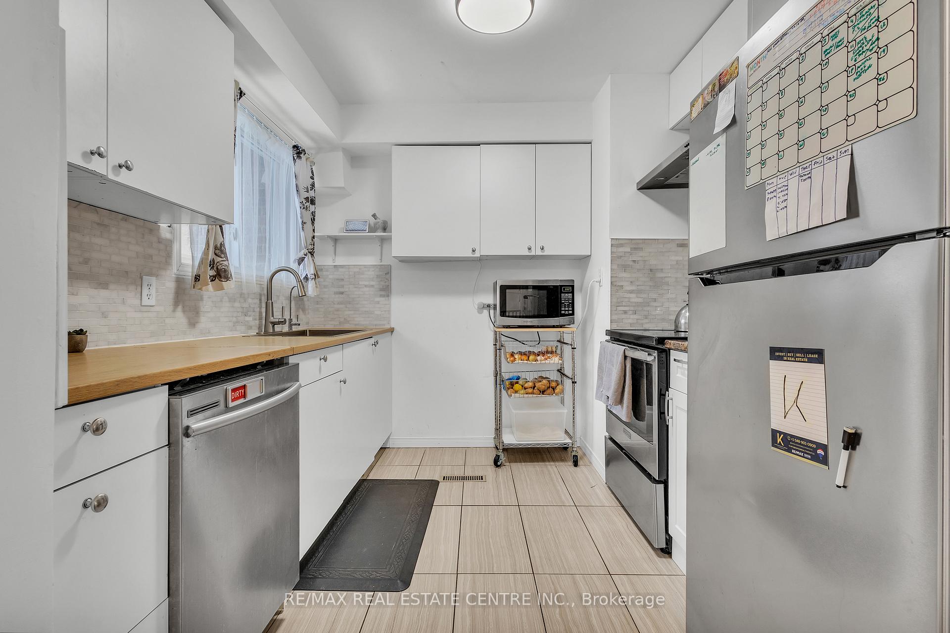 Photo 15 of Unit 44, 46 Cedarwoods Crescent, Kitchener, Vanier - Kitchener — HOMEH