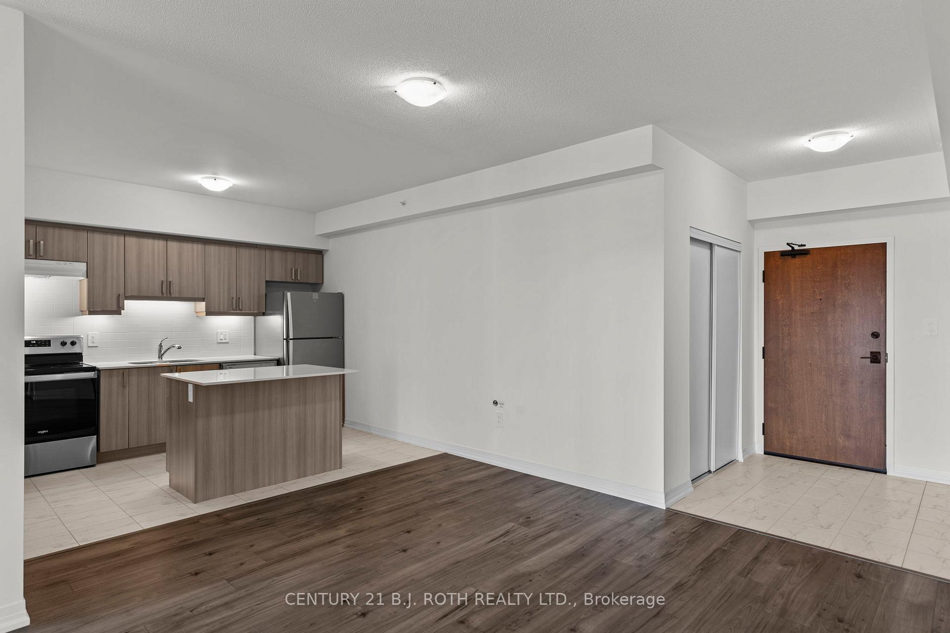 Photo 7 of Unit 410, 15 Kneeshaw Drive, Barrie, Painswick South — HOMEH