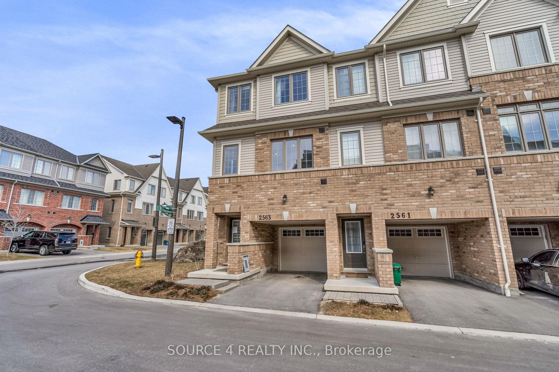 Photo 5 of Unit 107, 2563 Larida Path, Oshawa, Windfields — HOMEH