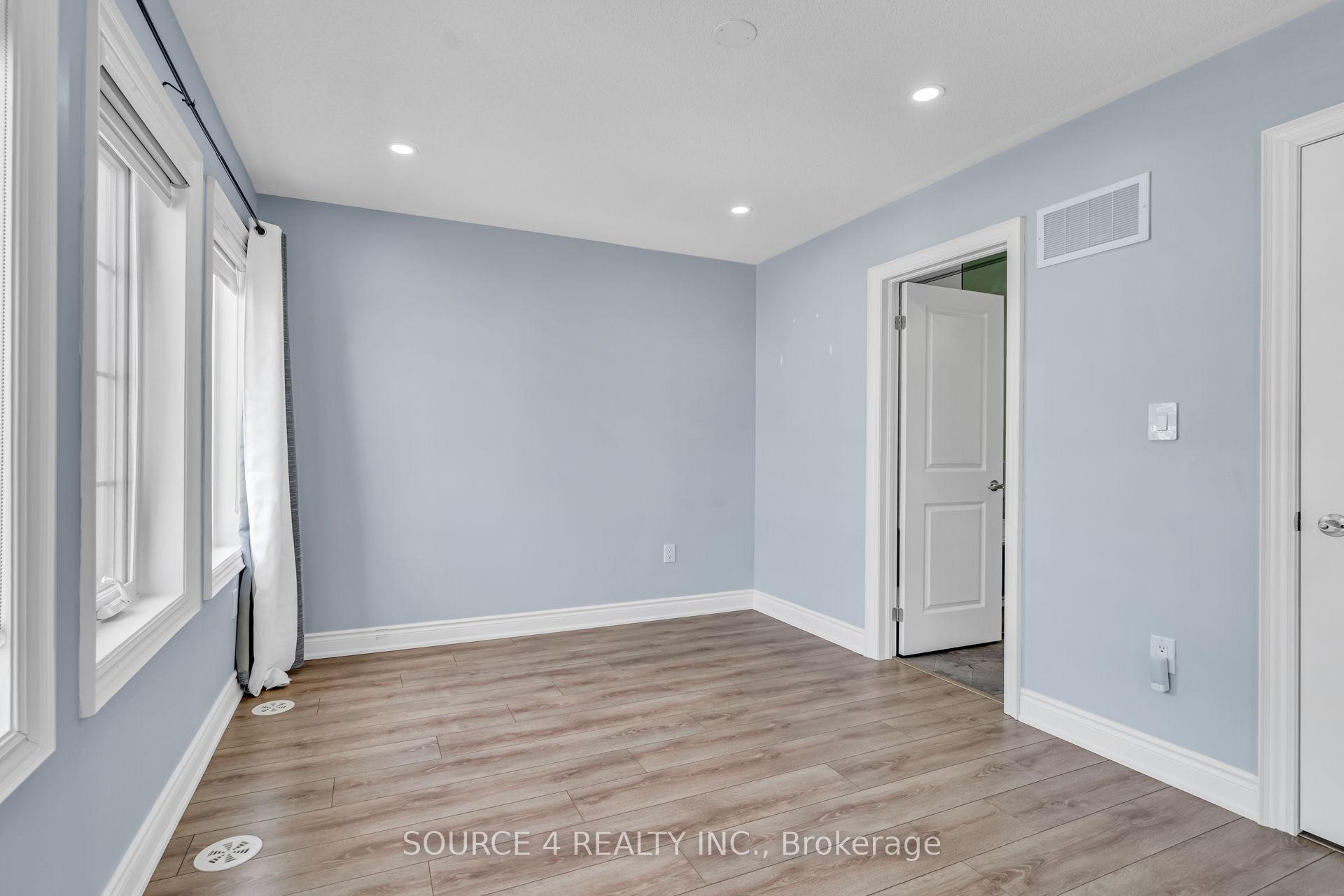 Photo 10 of Unit 107, 2563 Larida Path, Oshawa, Windfields — HOMEH