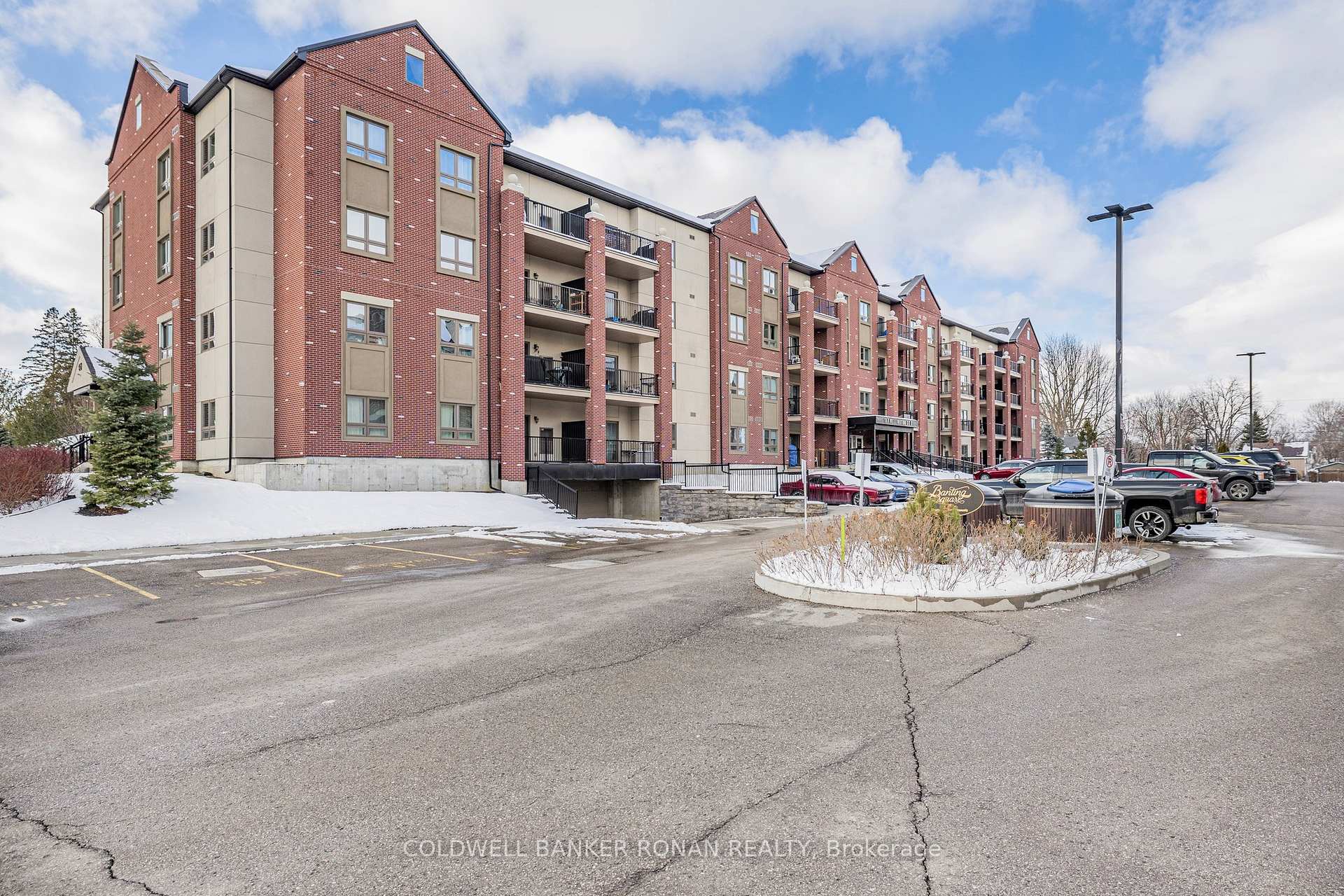 Photo 1 of Unit 405, 157 Wellington Street E, New Tecumseth, Alliston — HOMEH
