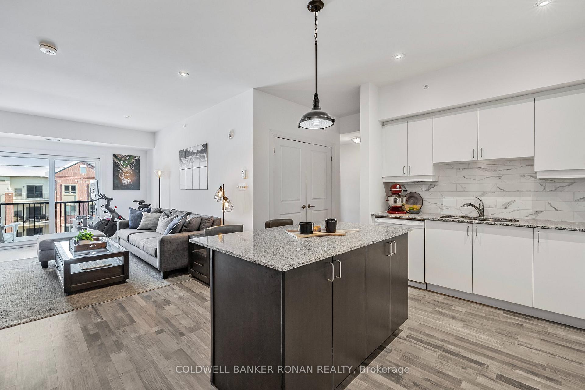 Photo 15 of Unit 405, 157 Wellington Street E, New Tecumseth, Alliston — HOMEH