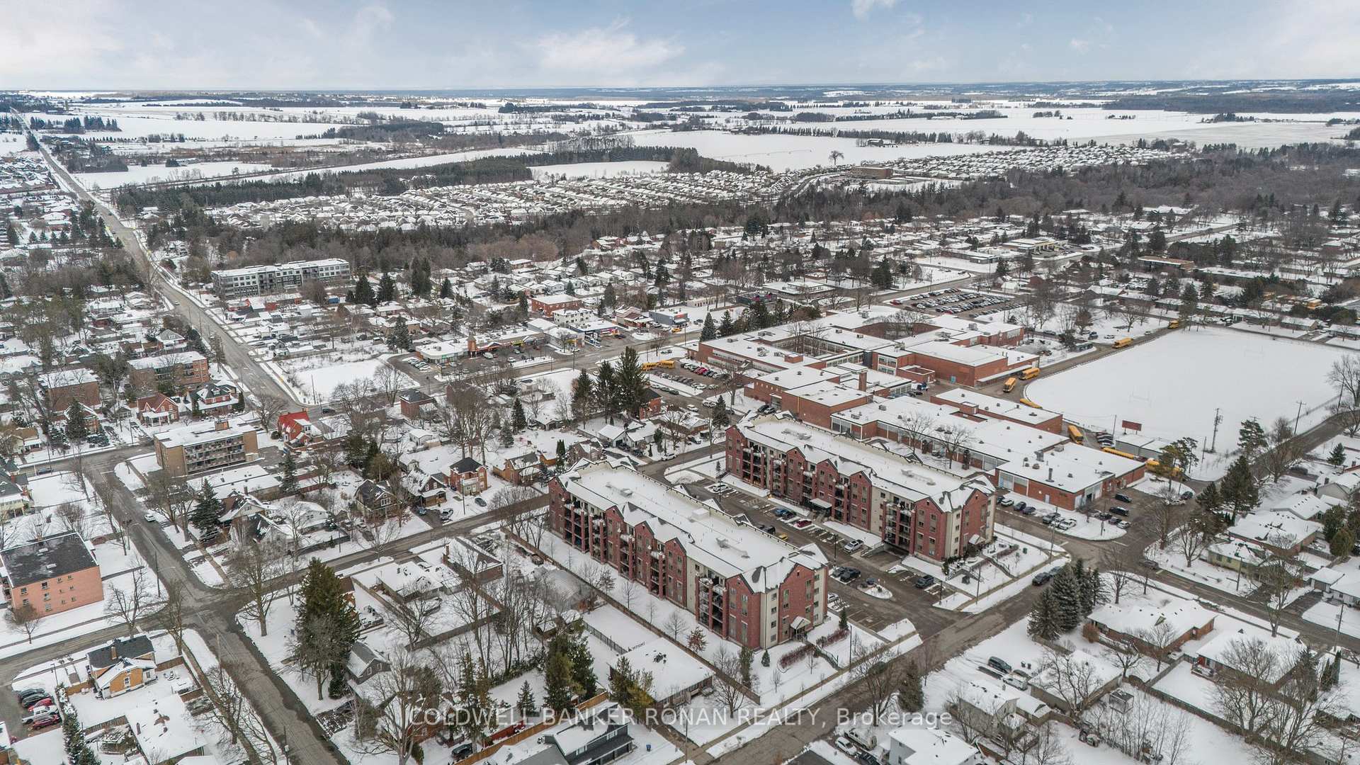 Photo 34 of Unit 405, 157 Wellington Street E, New Tecumseth, Alliston — HOMEH