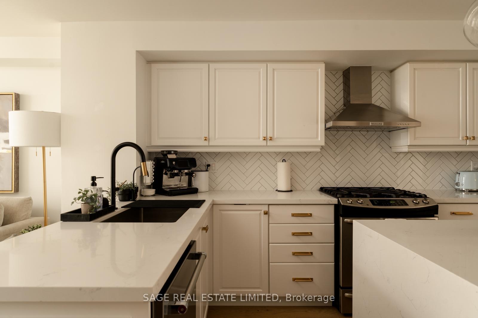 Photo 14 of Unit 4, 35 Massey Street, Toronto, Niagara — HOMEH