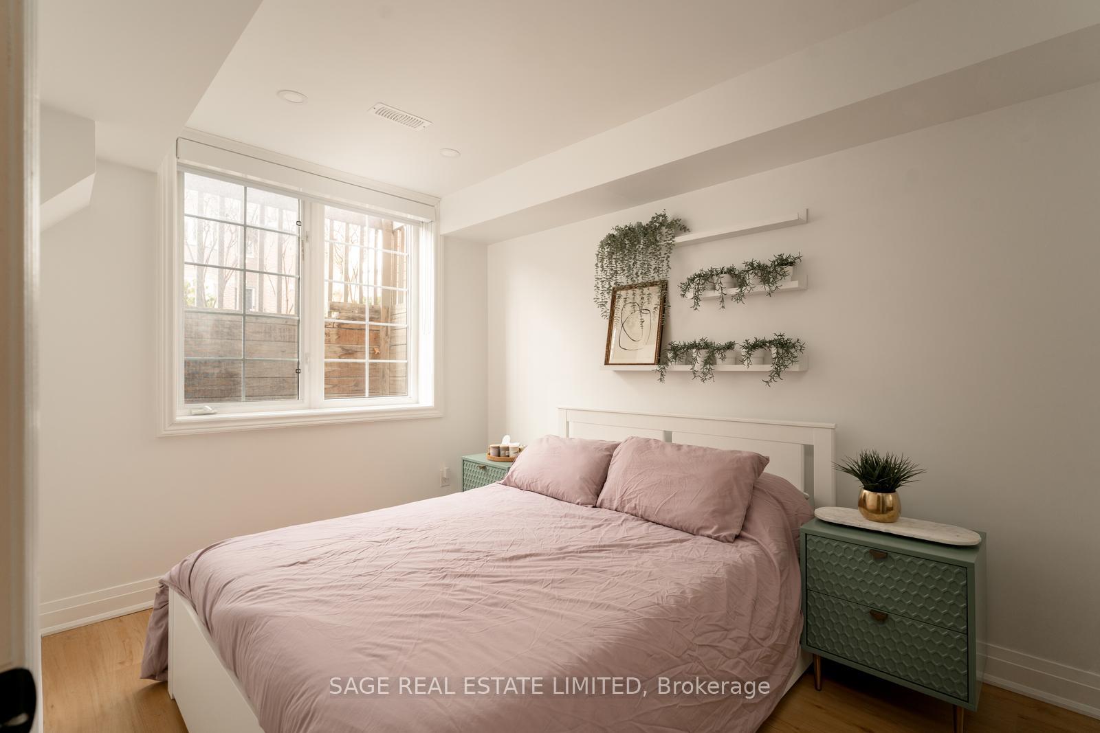 Photo 31 of Unit 4, 35 Massey Street, Toronto, Niagara — HOMEH