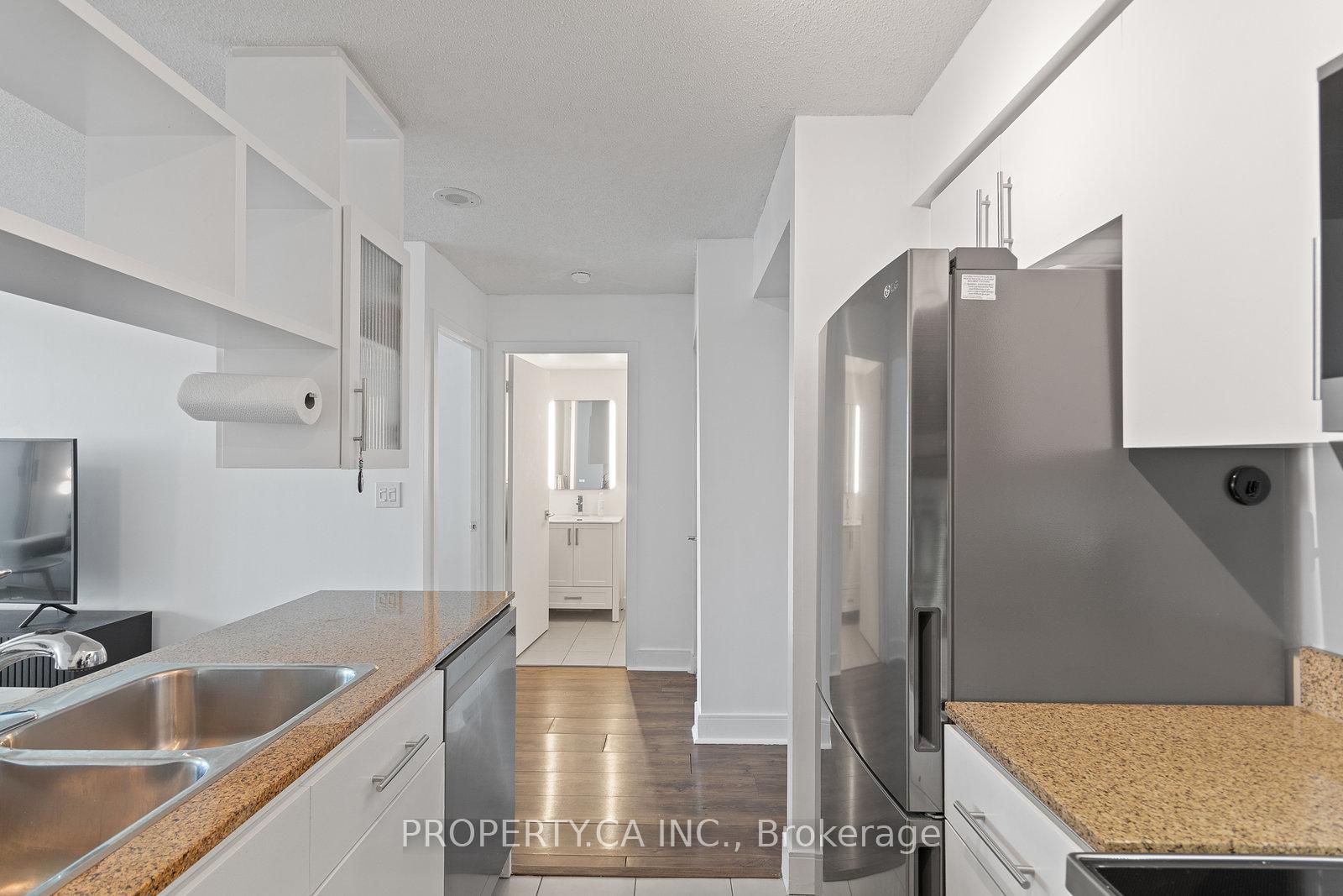 Photo 12 of Unit 1108, 397 Front Street, Toronto, Waterfront Communities — HOMEH