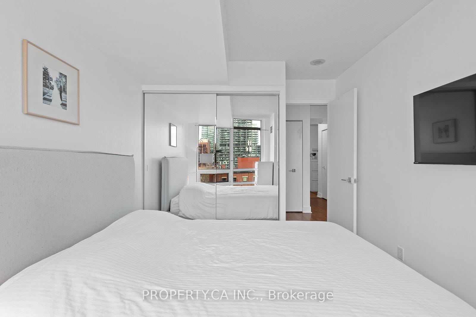 Photo 14 of Unit 1108, 397 Front Street, Toronto, Waterfront Communities — HOMEH