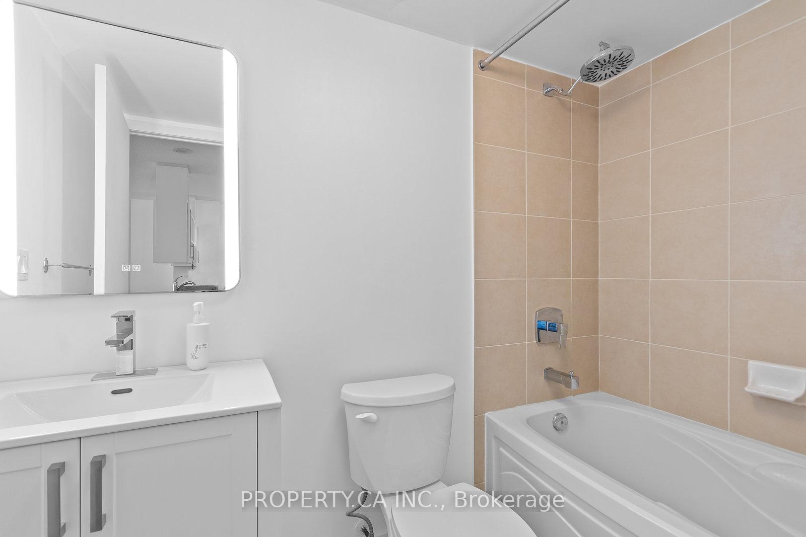 Photo 21 of Unit 1108, 397 Front Street, Toronto, Waterfront Communities — HOMEH