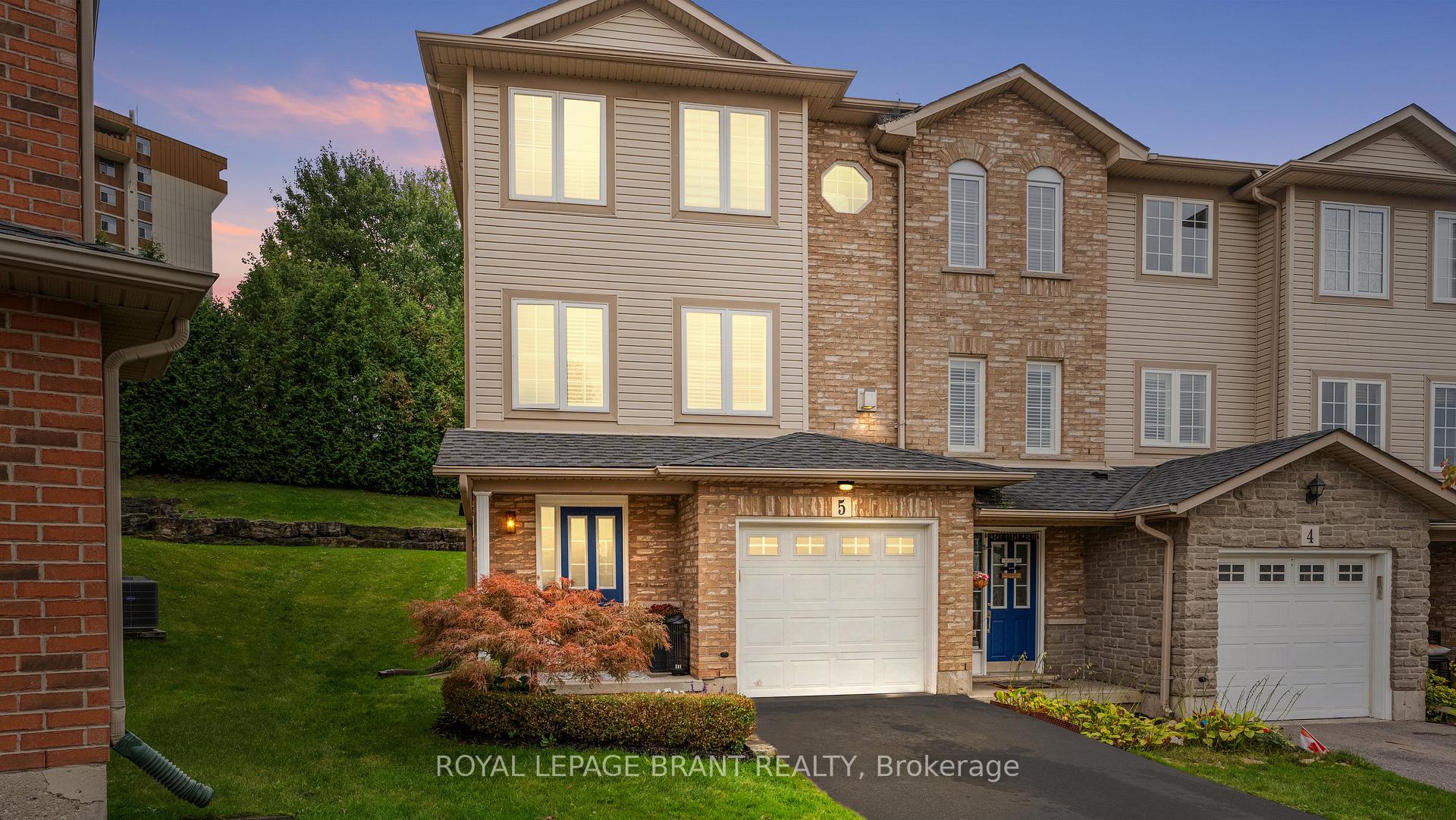 Photo 36 of Unit 5, 7 Southside Place, Hamilton, Mountview — HOMEH