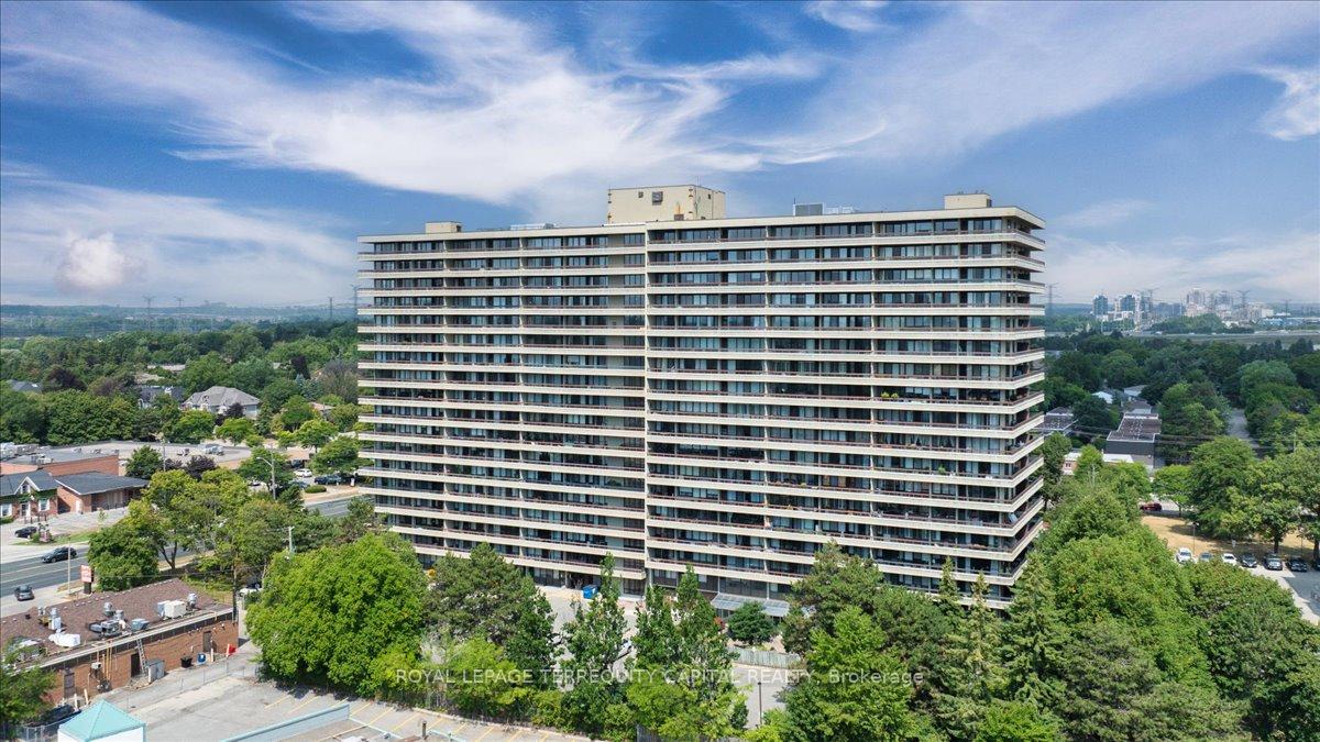 Photo 2 of Unit 909, 8111 Yonge Street, Markham, Royal Orchard — HOMEH