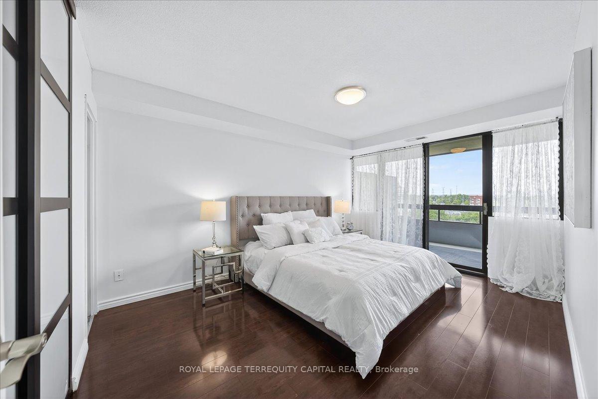 Photo 18 of Unit 909, 8111 Yonge Street, Markham, Royal Orchard — HOMEH