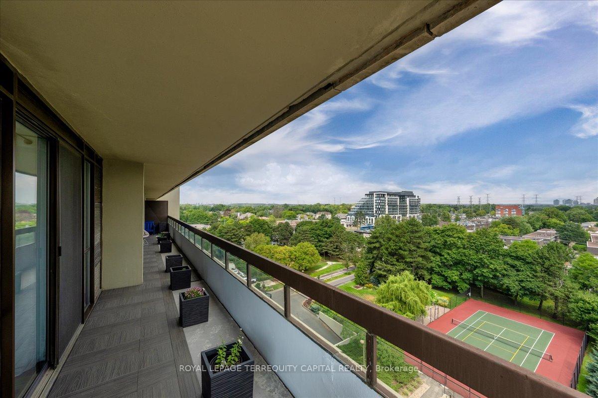 Photo 26 of Unit 909, 8111 Yonge Street, Markham, Royal Orchard — HOMEH
