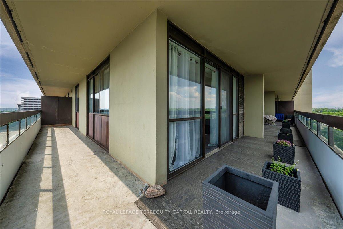 Photo 31 of Unit 909, 8111 Yonge Street, Markham, Royal Orchard — HOMEH