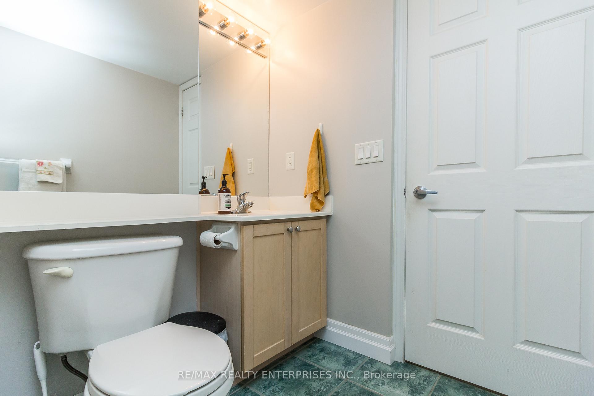 Photo 19 of Unit 810, 330 Adelaide Street E, Toronto, Moss Park — HOMEH