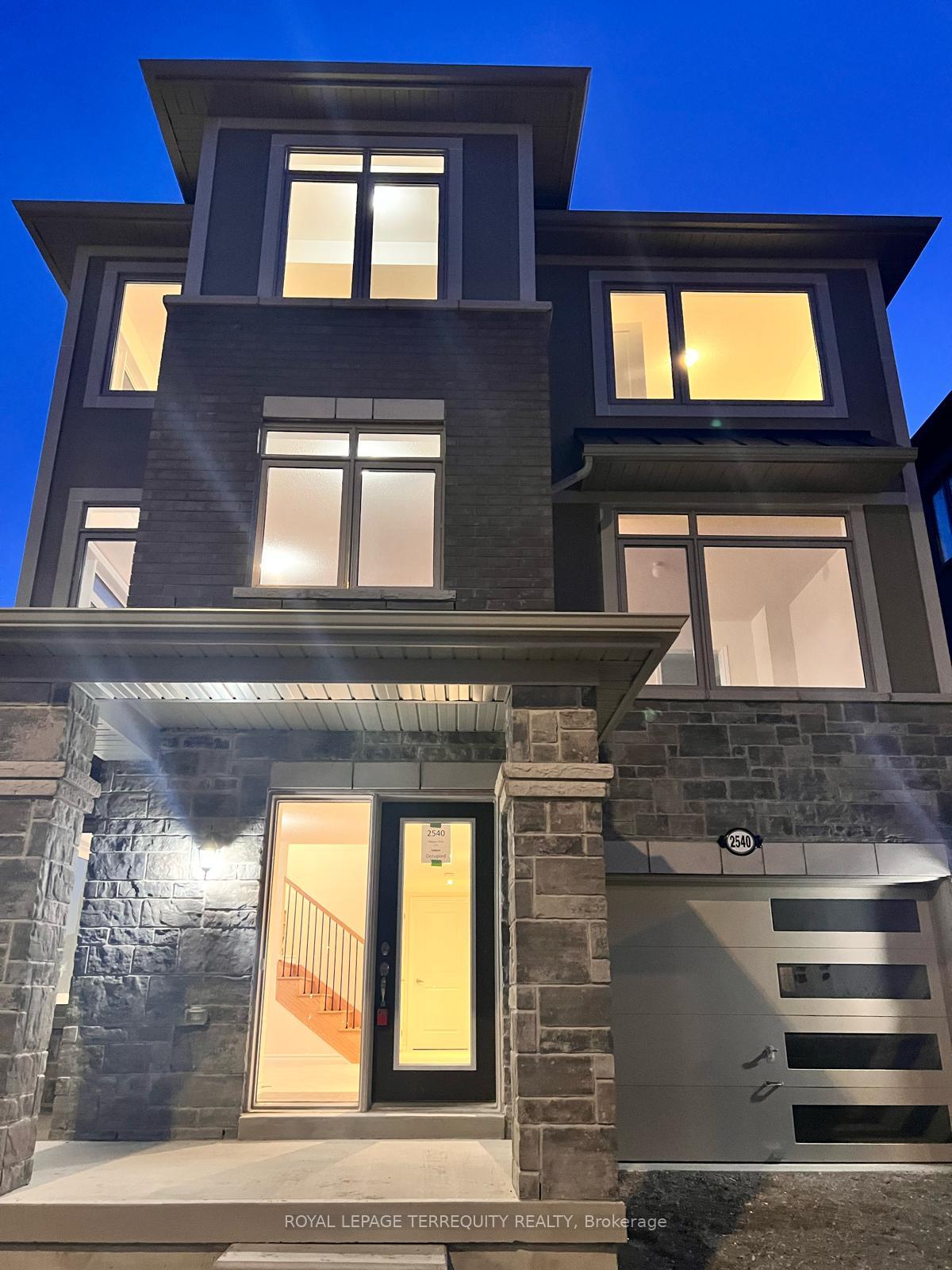 Photo 35 of 2540 Hibiscus Drive E, Pickering, Rural Pickering — HOMEH